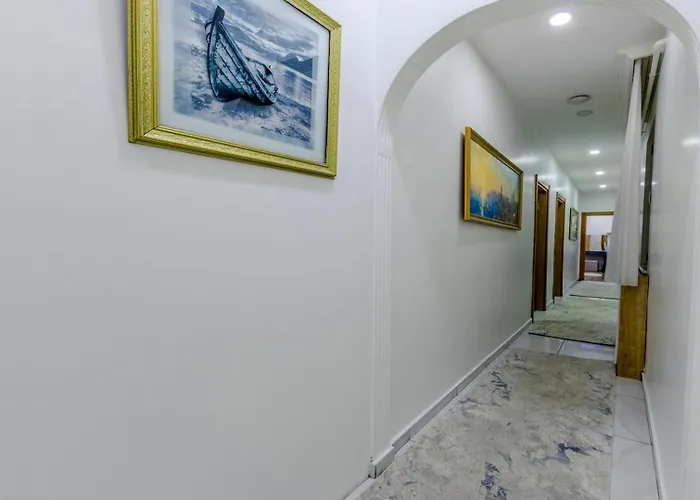 Sisli Form * Estambul